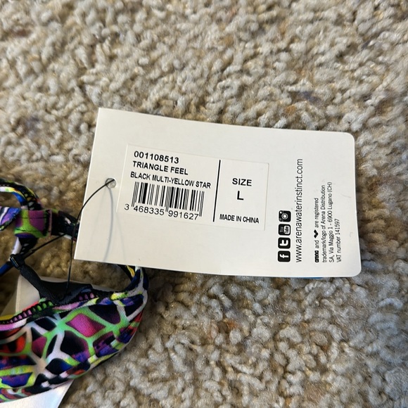 NWT tie back arena training top - Picture 2 of 3